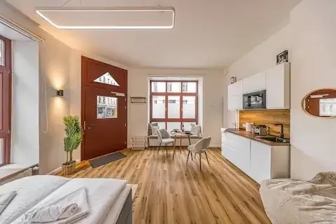 * Design Studio | zentral | Küche | parknah *
