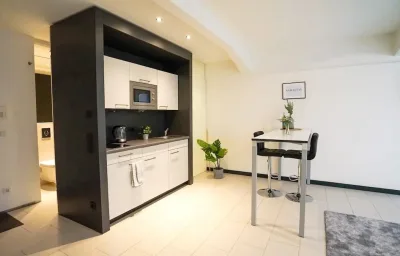 * Uniklinik | Zentral | Küche | Fitnessraum *