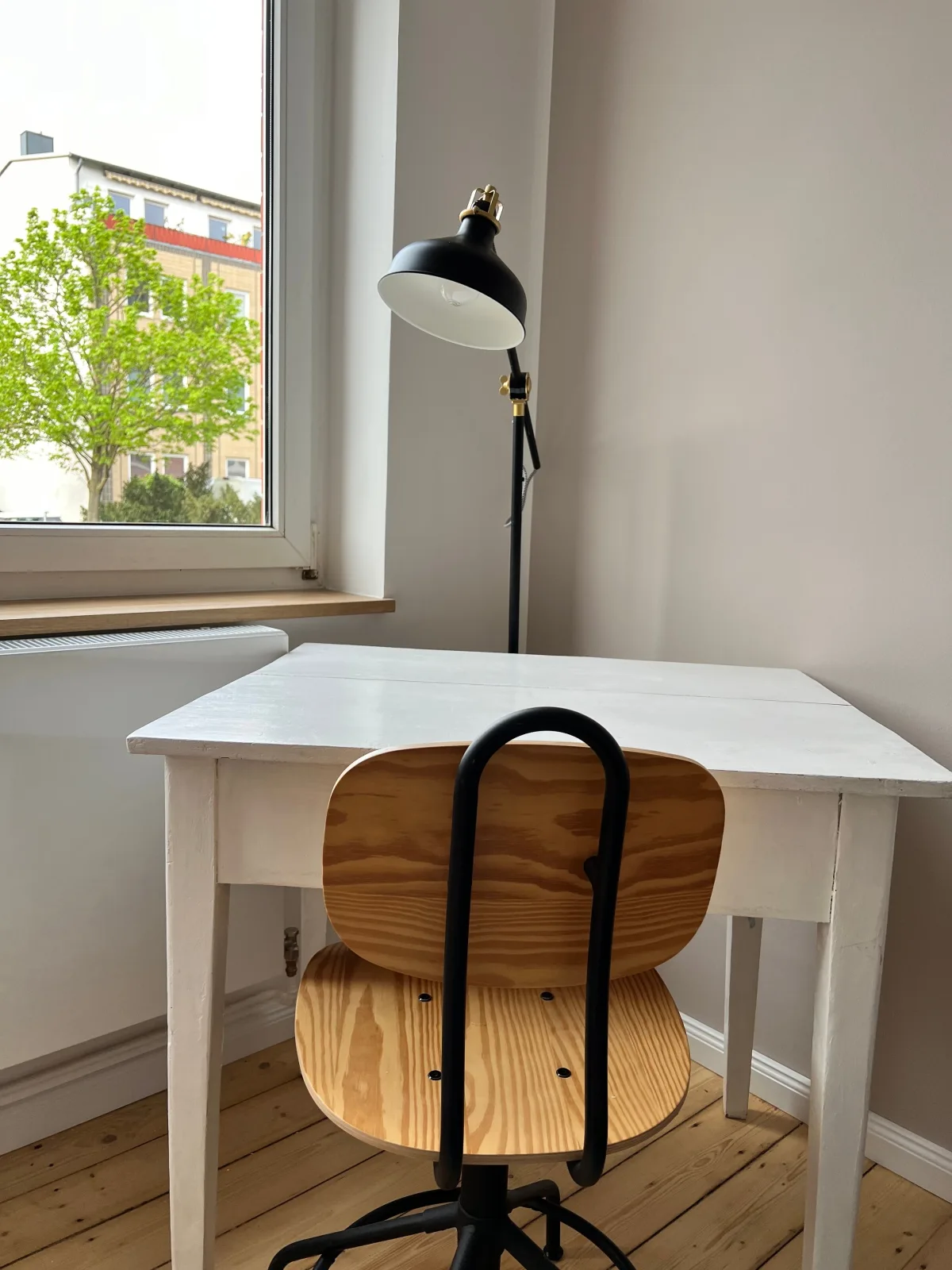 Zentrale 2 Zimmer Altbauwohnung mit Charme
