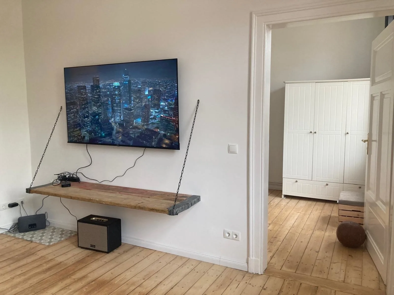 Zentrale 2 Zimmer Altbauwohnung mit Charme