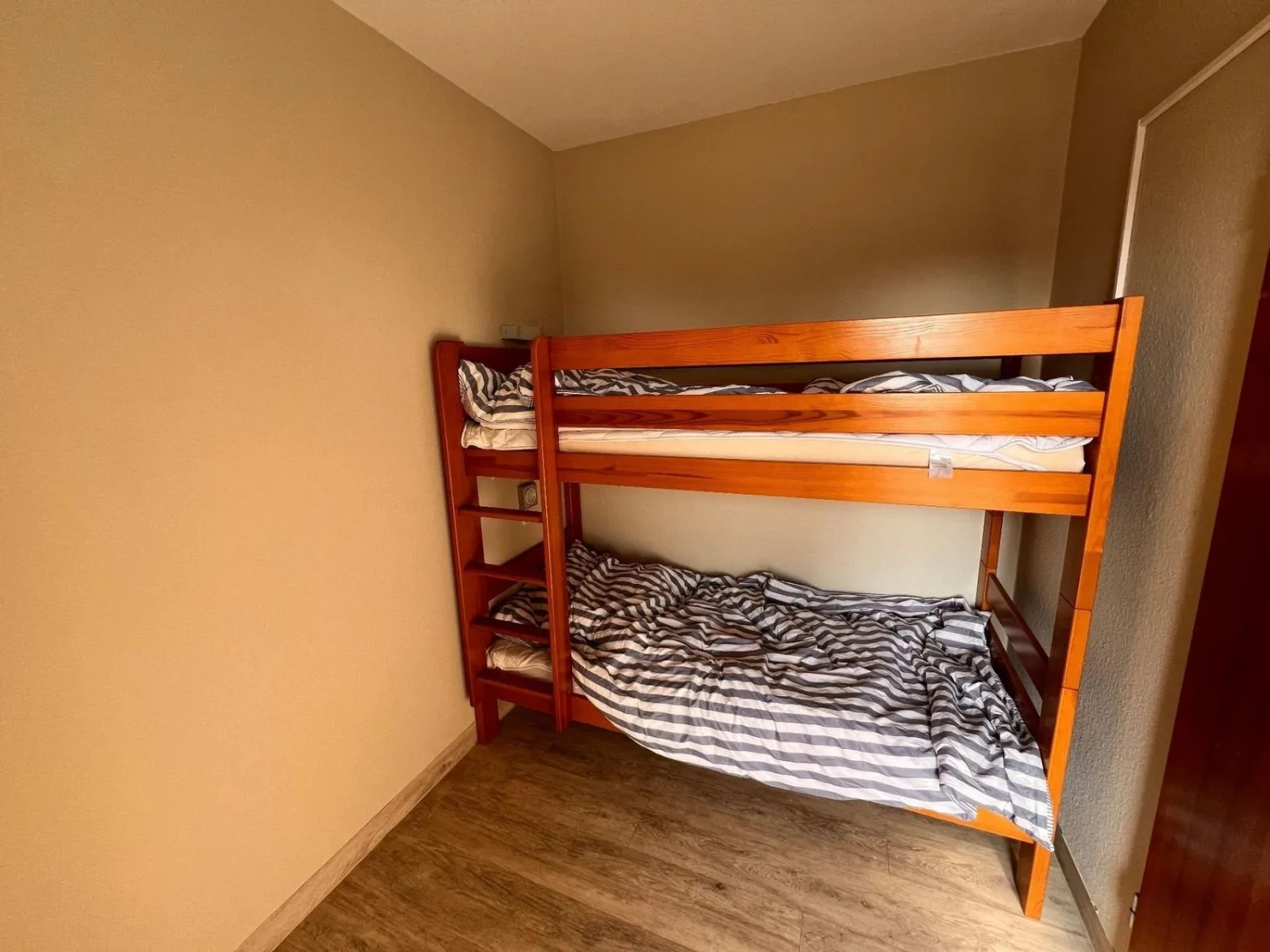 Ferienwohnung  NW 29 mit Balkon zur Südseite