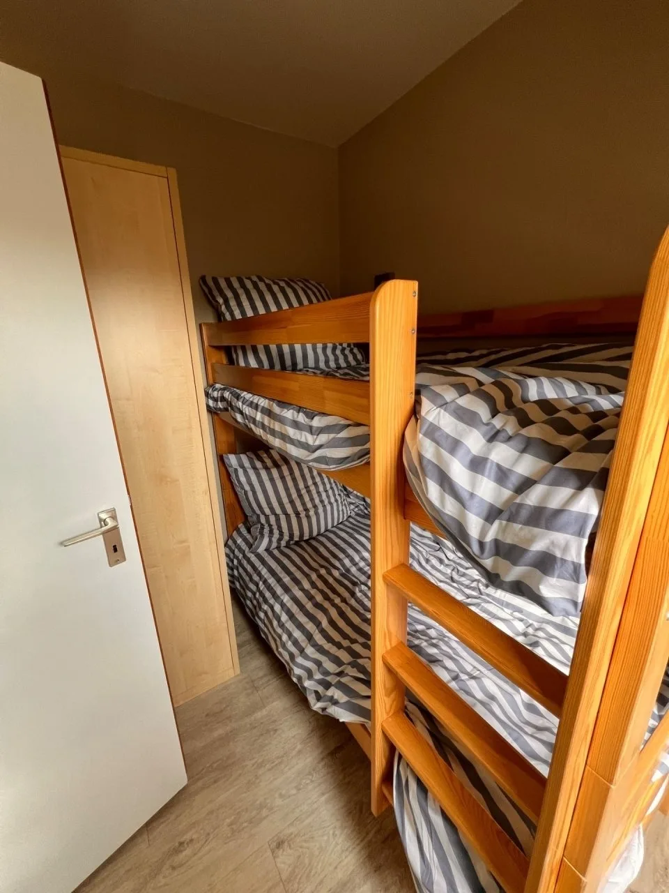 Ferienwohnung  NW 45 mit Süd Balkon
