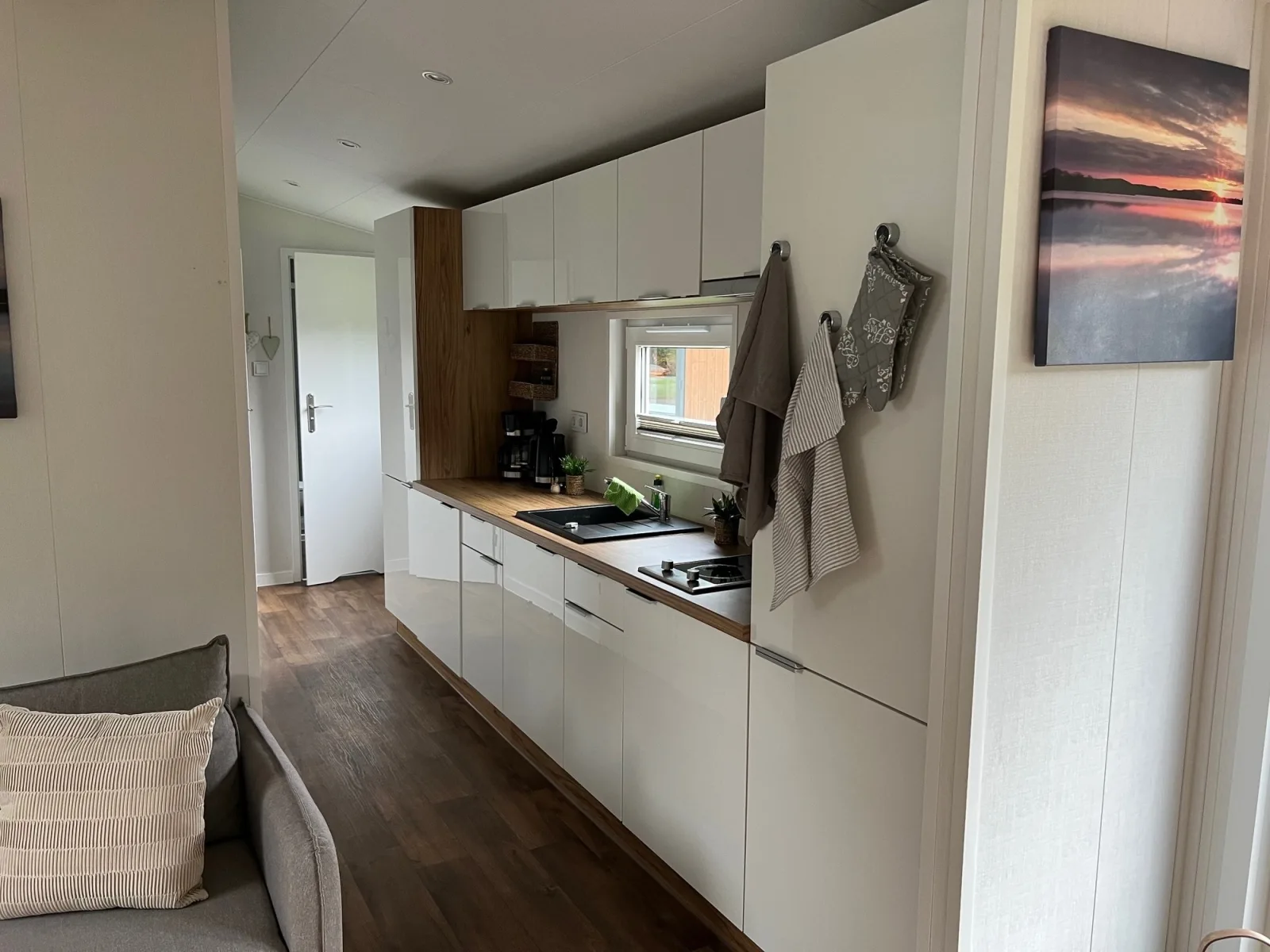 Tinyhouse Neila stilvolle &  moderne Auszeit am See | Natururlaub in Stuer, Mecklenburgische Seenplatte Klima, Grill