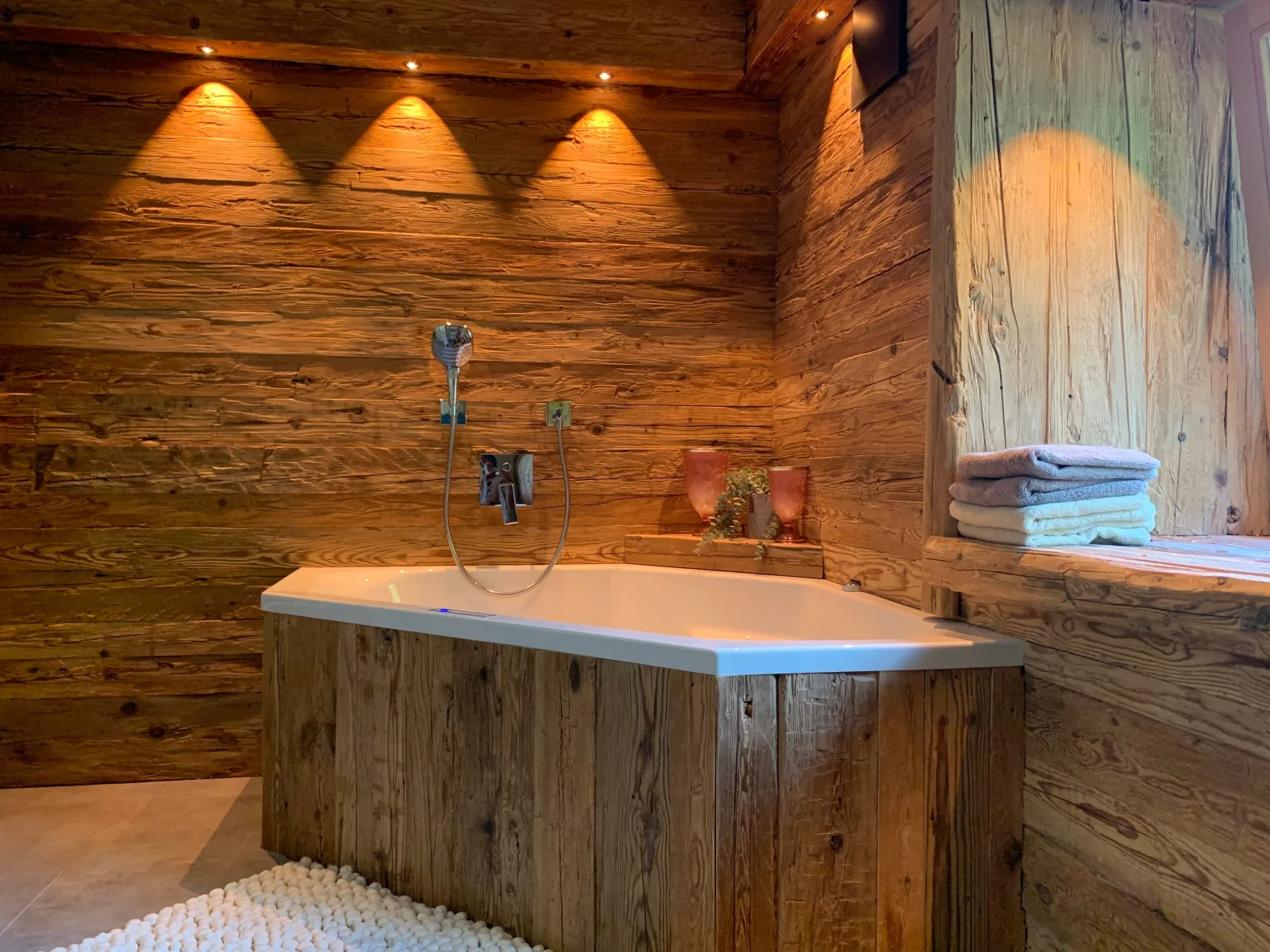 Chalet Paula mit 2 Schlafzimmer, eigener Sauna, Terrasse