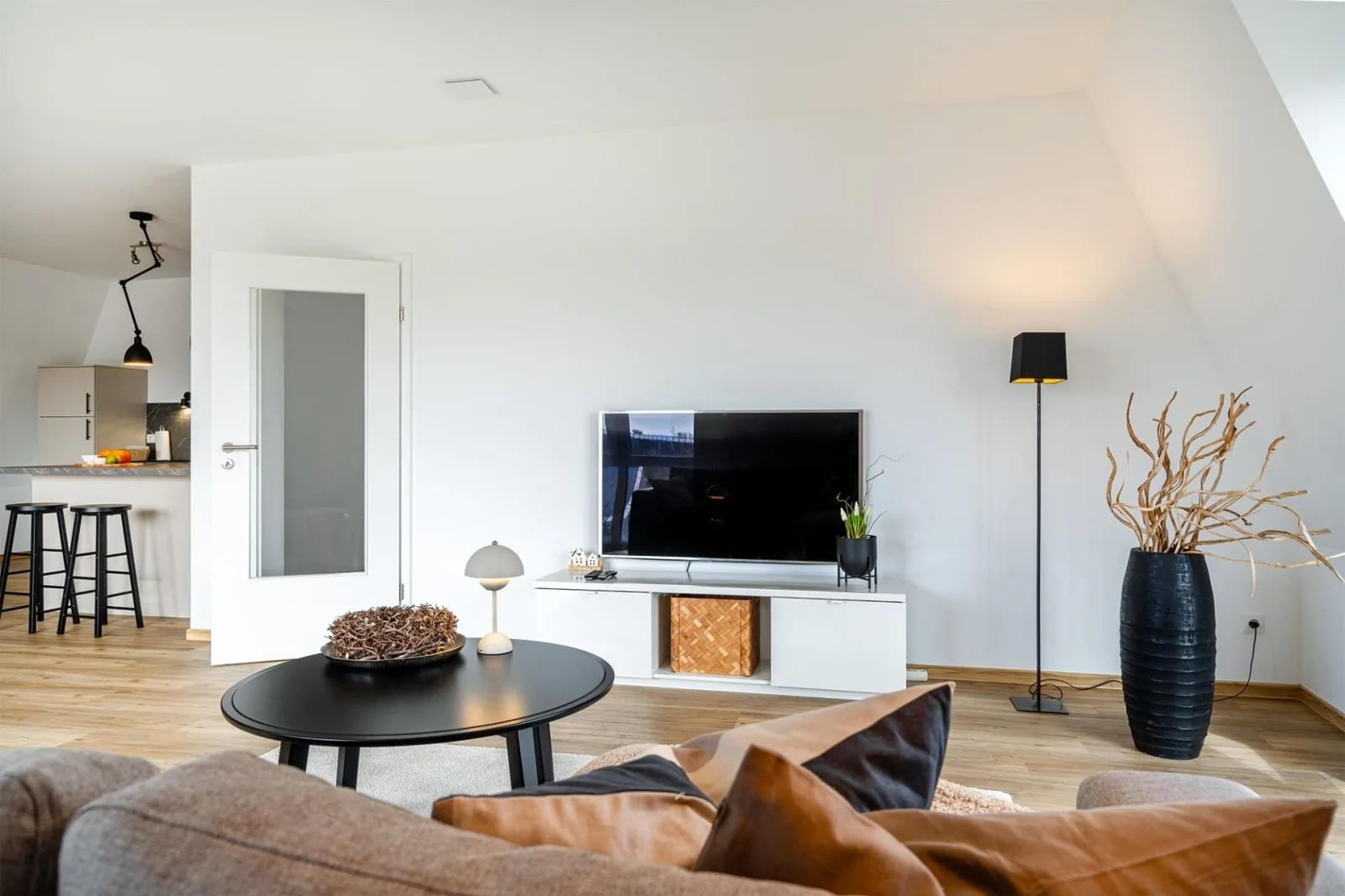 Sonniges City-Apartment mit Terrasse über den Dächern von Aurich