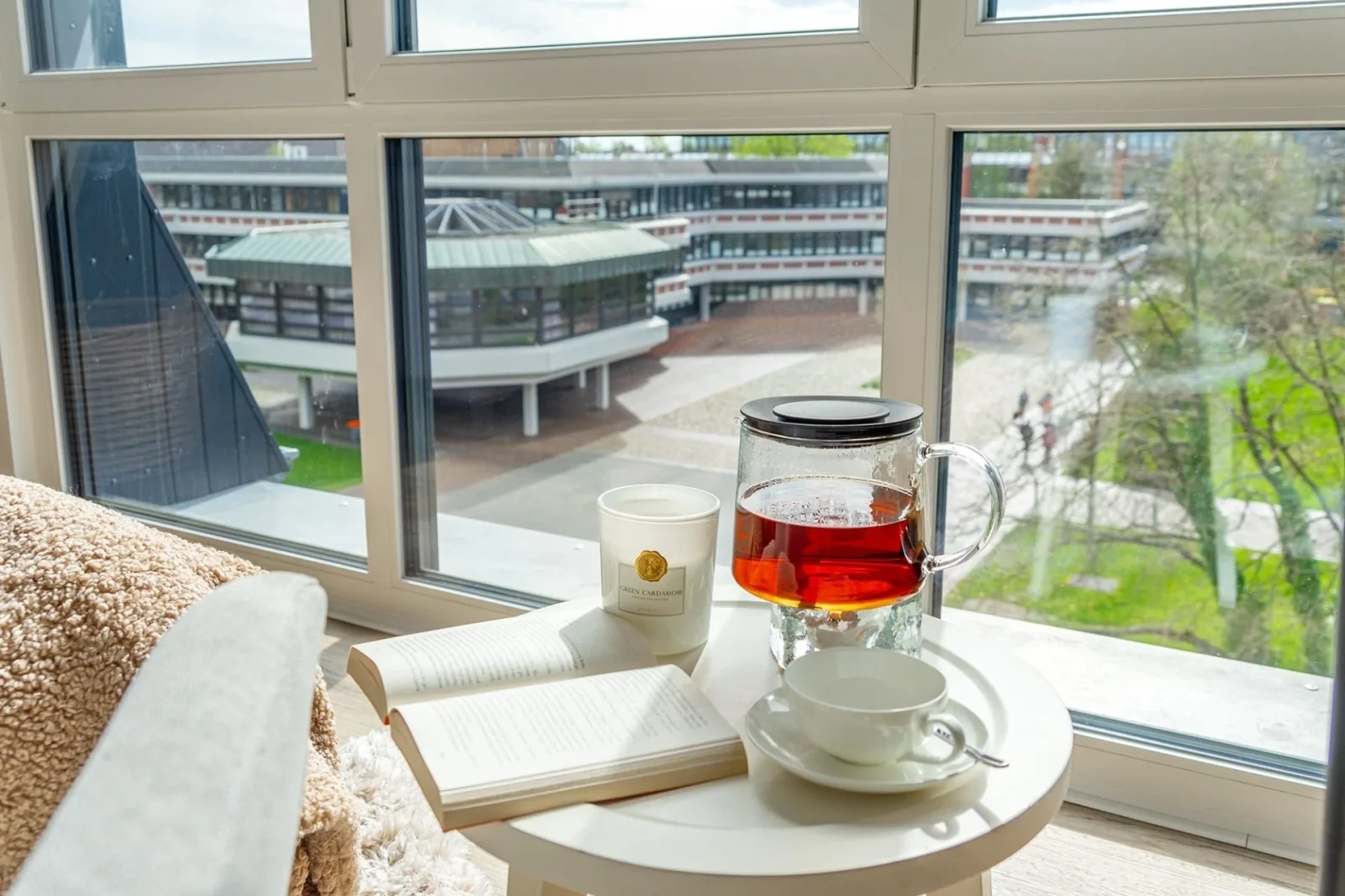 Sonniges City-Apartment mit Terrasse über den Dächern von Aurich