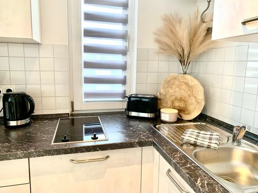 Modernes Waldhaus am Wasser I Whirlpool I Kamin I Feuerschale