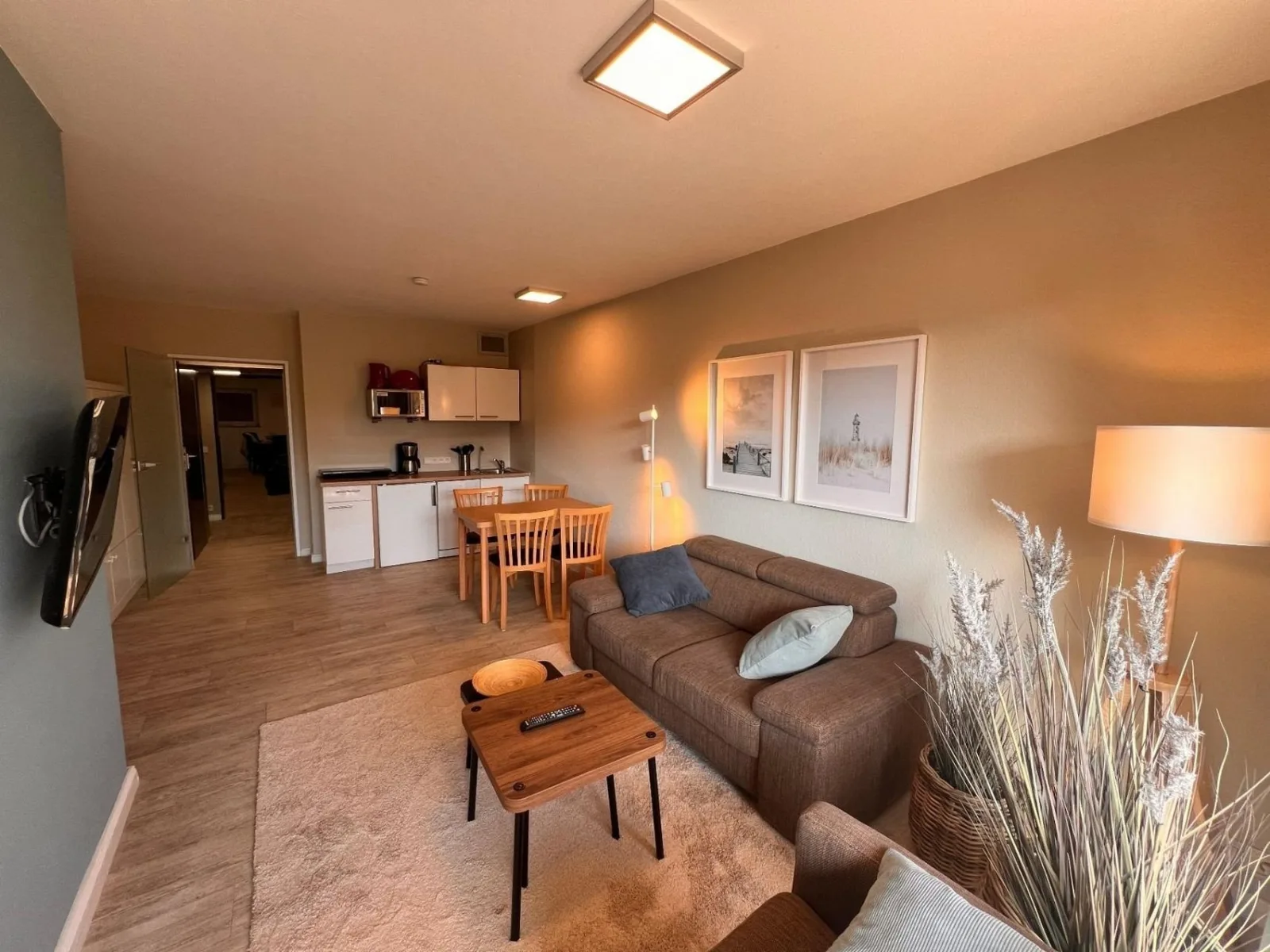 NW 20  mit Terrasse zur Südseite