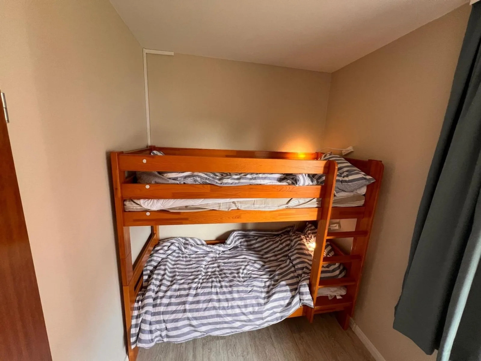 Ferienwohnung NW 21  Meerblick & Terrasse zur Seeseite
