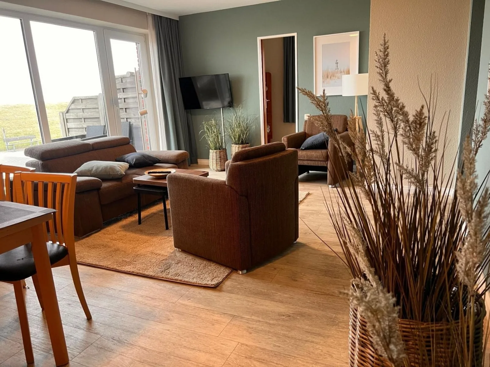 Ferienwohnung NW 21  Meerblick & Terrasse zur Seeseite