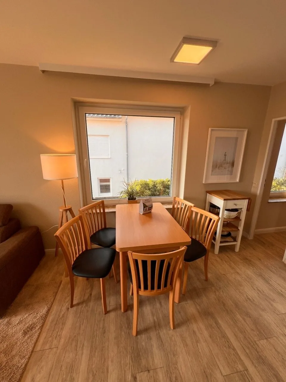 Ferienwohnung  NW 27 mit Balkon zur Südseite