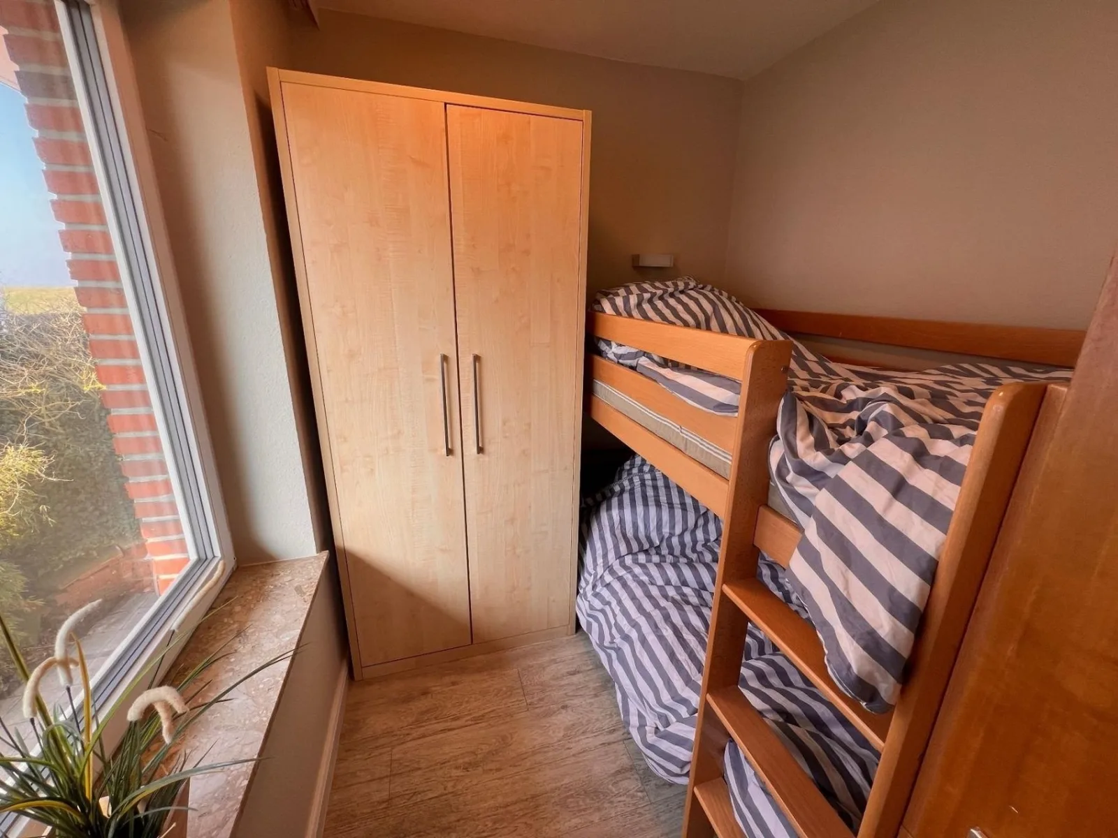 Ferienwohnung  NW 27 mit Balkon zur Südseite