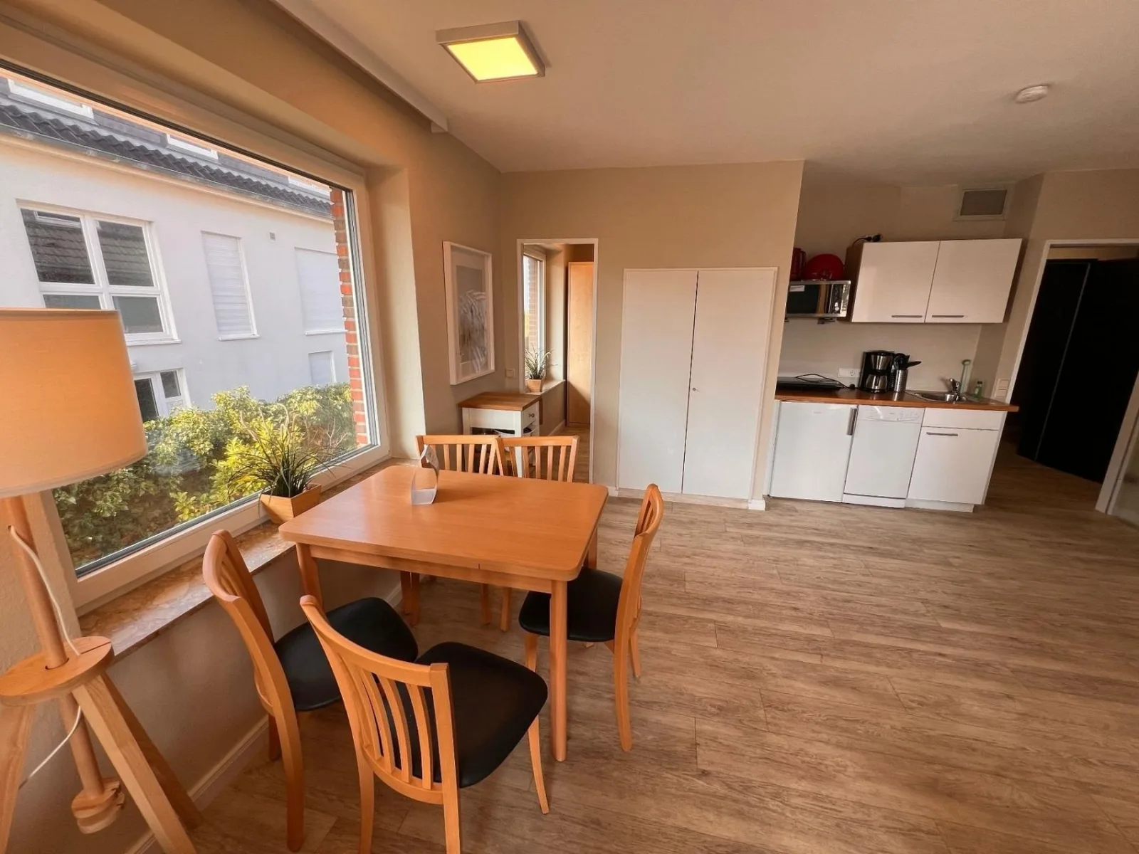 Ferienwohnung  NW 27 mit Balkon zur Südseite