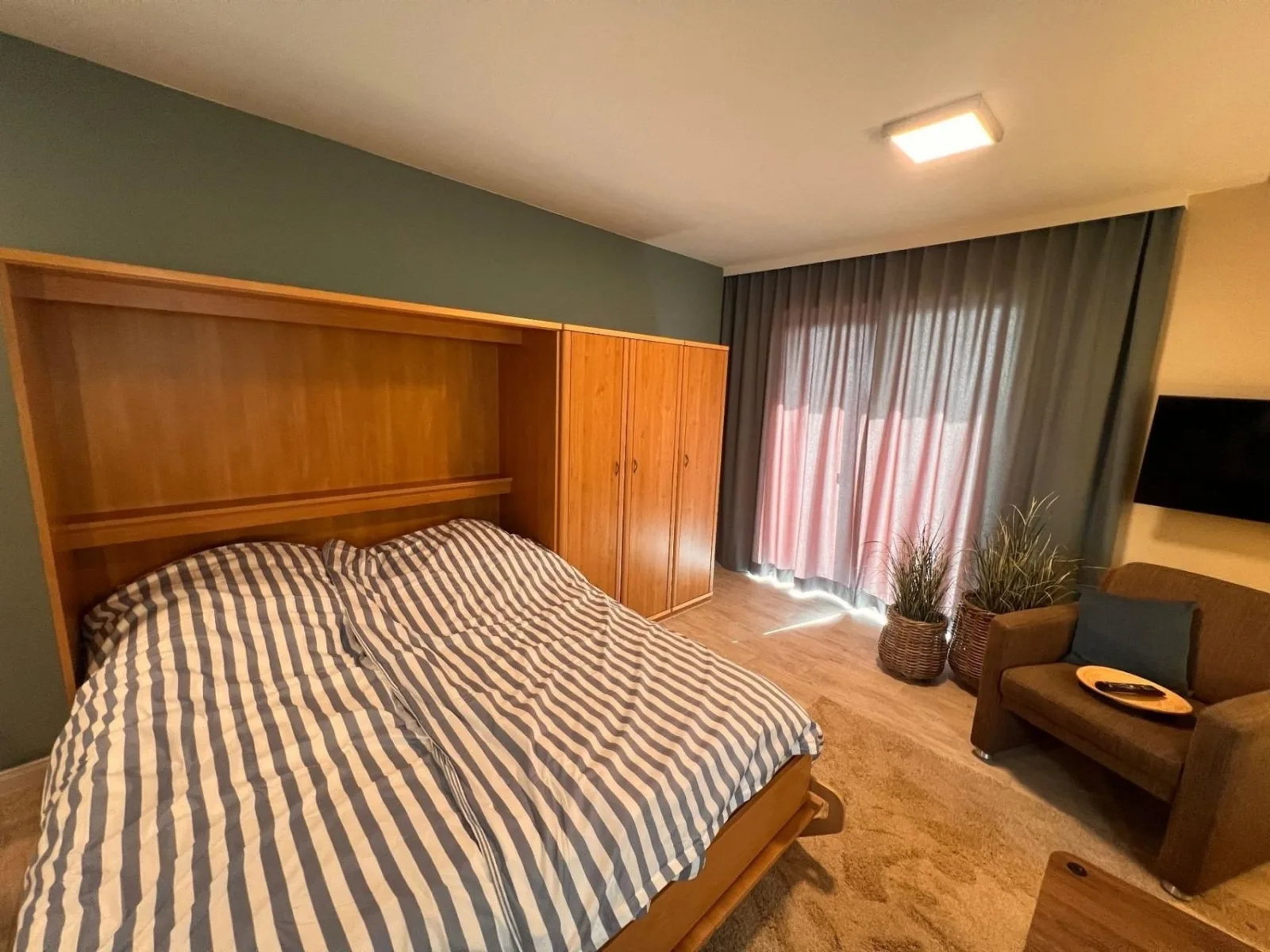 Ferienwohnung  NW 44 mit Süd Balkon
