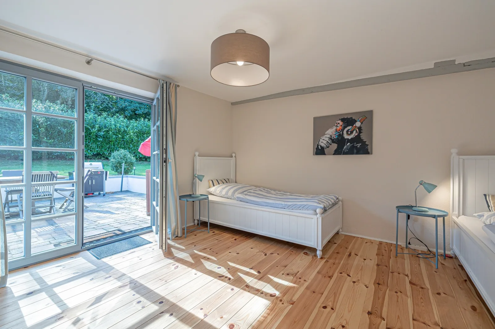 Weiße Reetdachkate Wohnung 1
