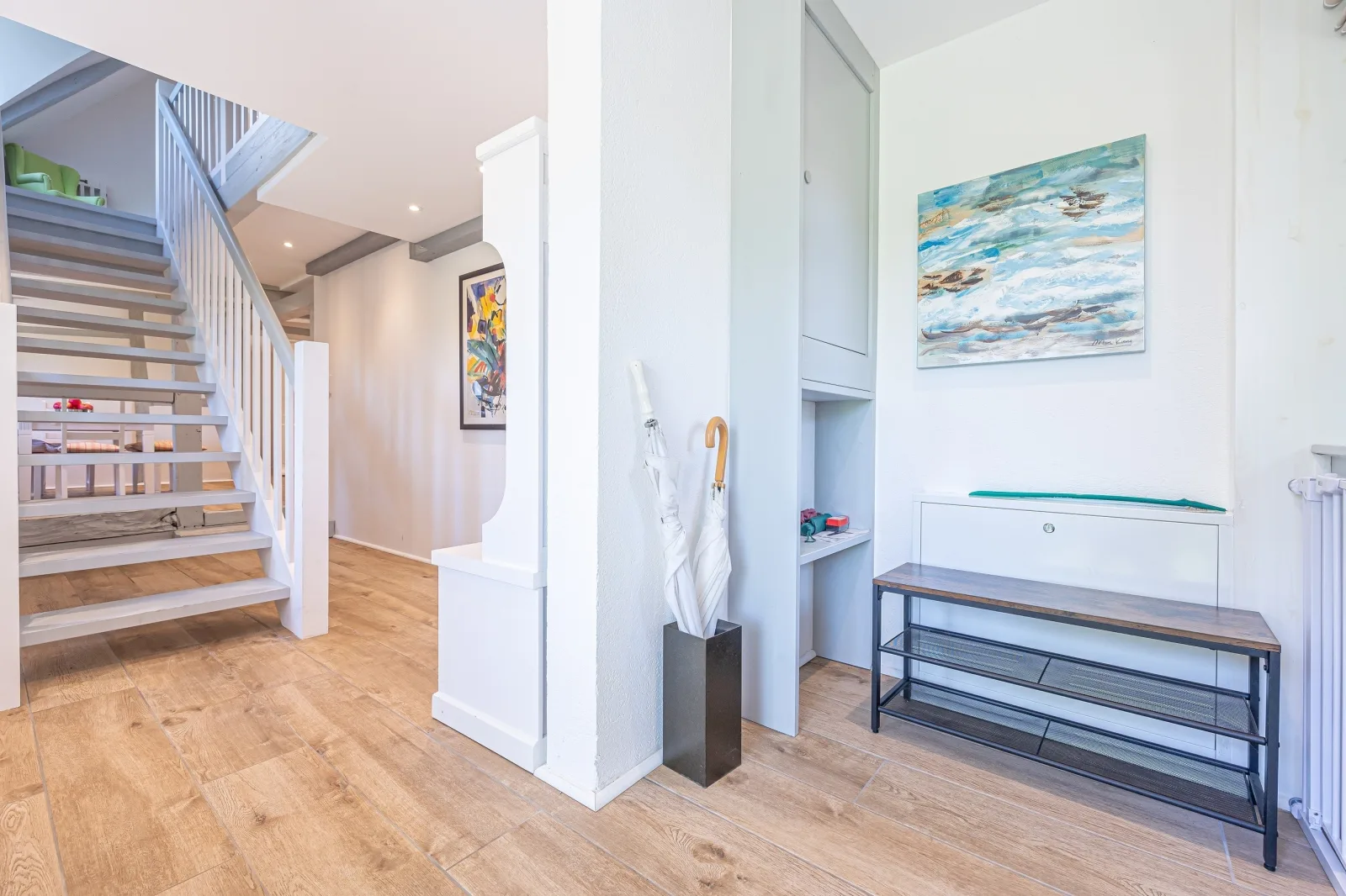 Weiße Reetdachkate Wohnung 1