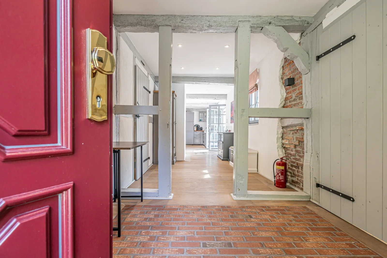 Weiße Reetdachkate Wohnung 2