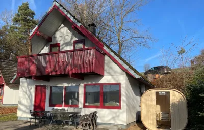 Natur pur mit Seeblick - Ferienhaus Helly von Mein-Seepark mit eigener Sauna