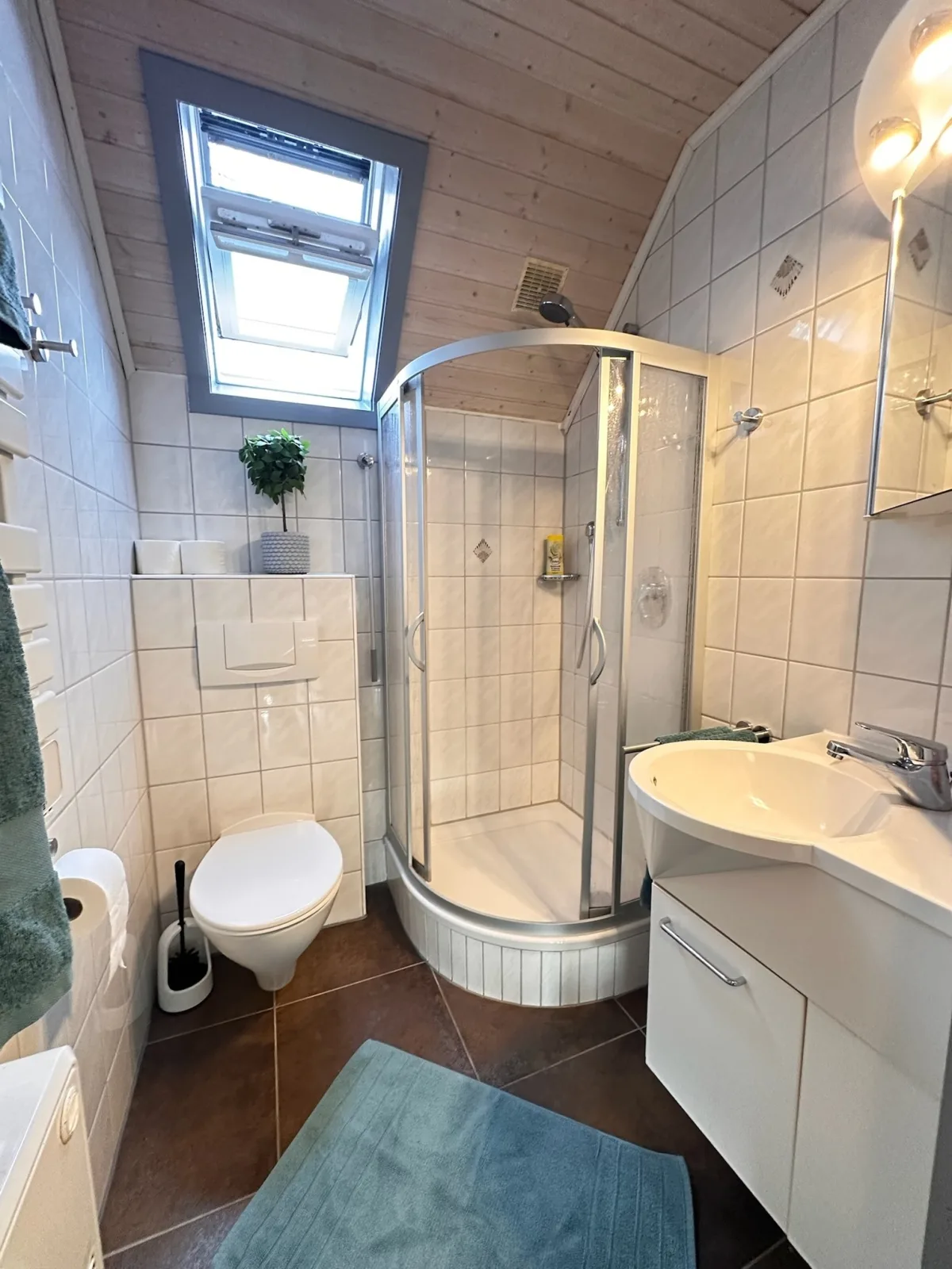 Natur pur mit Seeblick - Ferienhaus Helly von Mein-Seepark mit eigener Sauna
