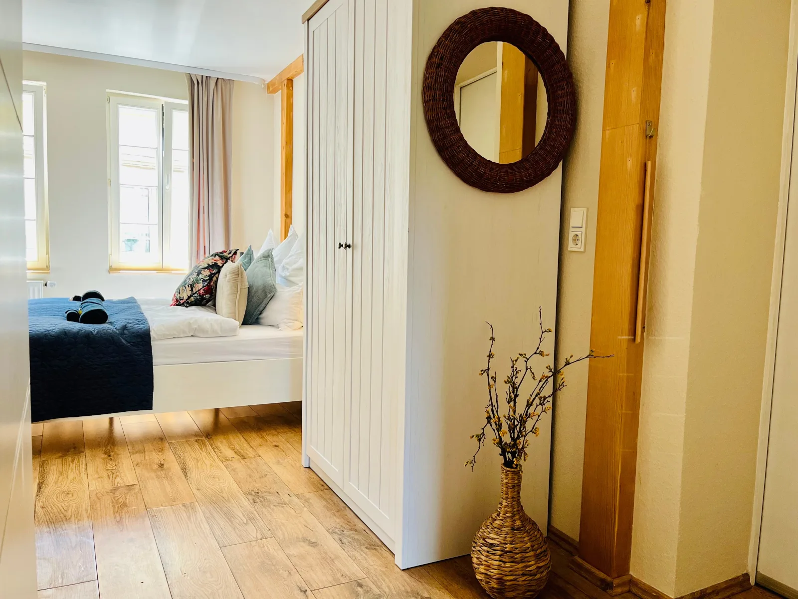 AyCatcherHomes - Nova | Old Town | 2 Guests
