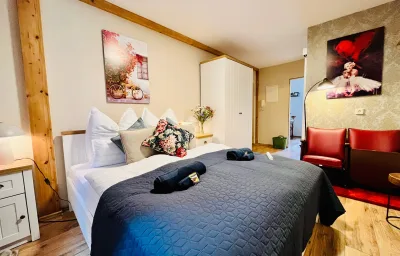 AyCatcherHomes - Nova | Old Town | 2 Guests