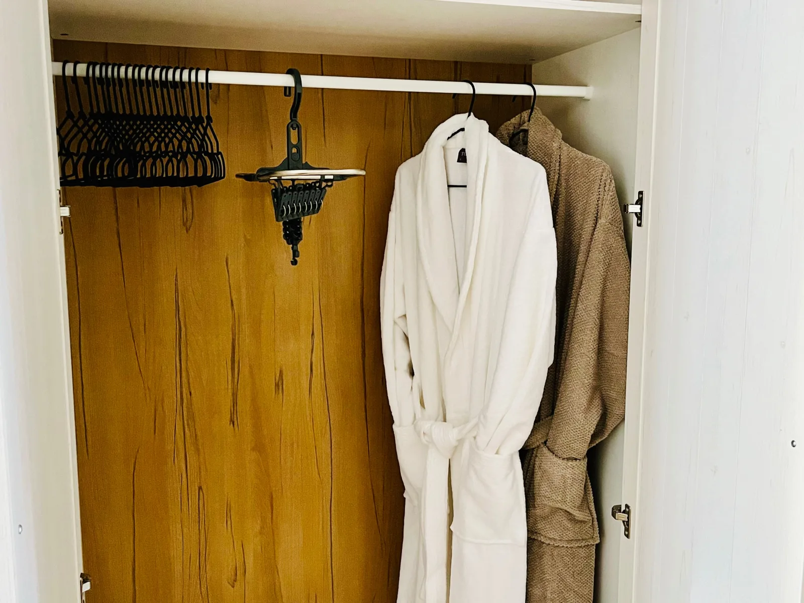 AyCatcherHomes - Nova | Old Town | 2 Guests