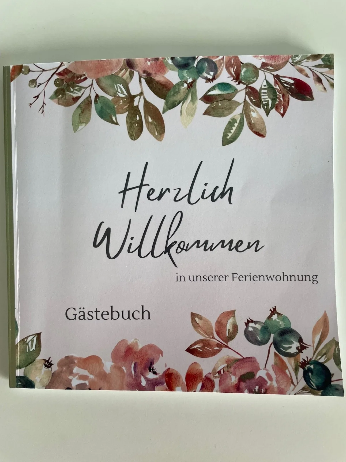 Ruhig gelegene EG-Neubauwohnung  & Garten, überdachte Terrasse, Insektenschutz, Fußbodenheizung, EBK für max. 7 Personen