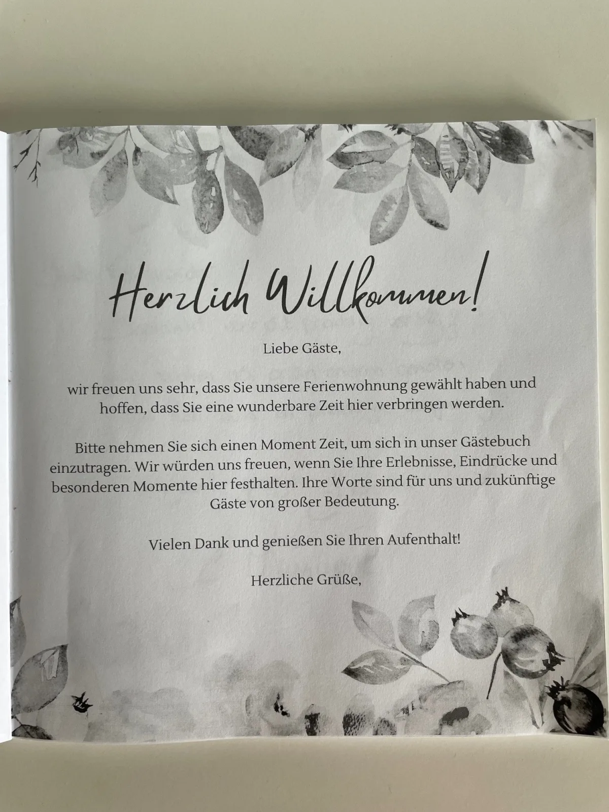 Ruhig gelegene EG-Neubauwohnung  & Garten, überdachte Terrasse, Insektenschutz, Fußbodenheizung, EBK für max. 7 Personen