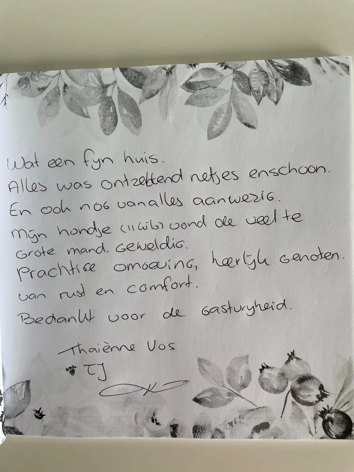Ruhig gelegene EG-Neubauwohnung  & Garten, überdachte Terrasse, Insektenschutz, Fußbodenheizung, EBK für max. 7 Personen