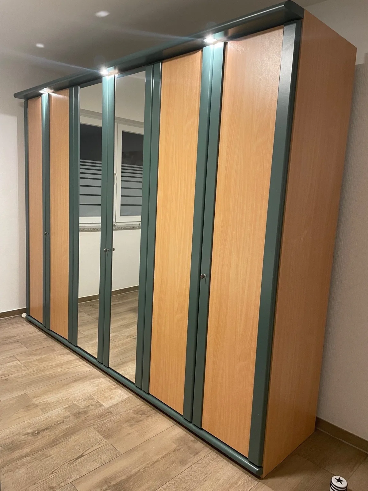 Ruhig gelegene EG-Neubauwohnung  & Garten, überdachte Terrasse, Insektenschutz, Fußbodenheizung, EBK für max. 7 Personen