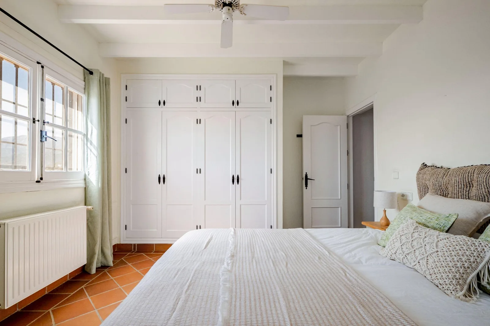 Villa Atréju - für bis zu 10 Personen mit Pool, Gästehaus & Top-Ausstattung.