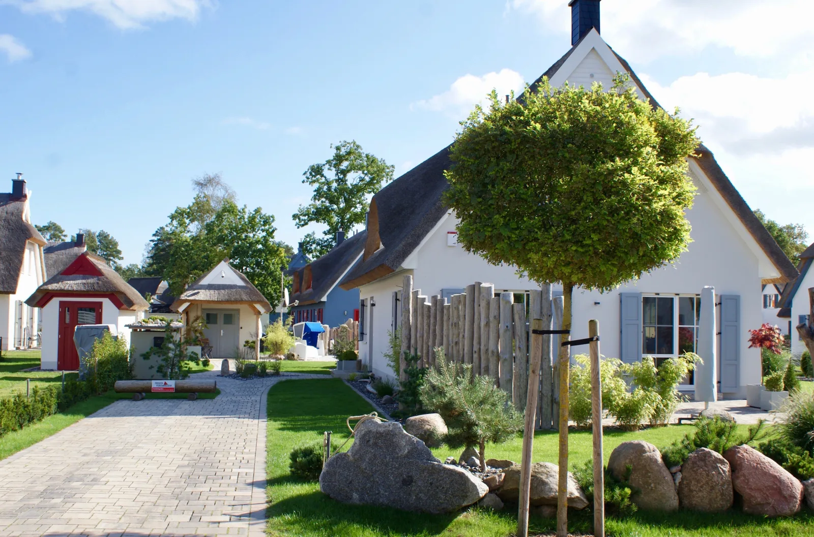 Traum Reethaus am Meer &ndash; mit Pool, Sauna & Yoga