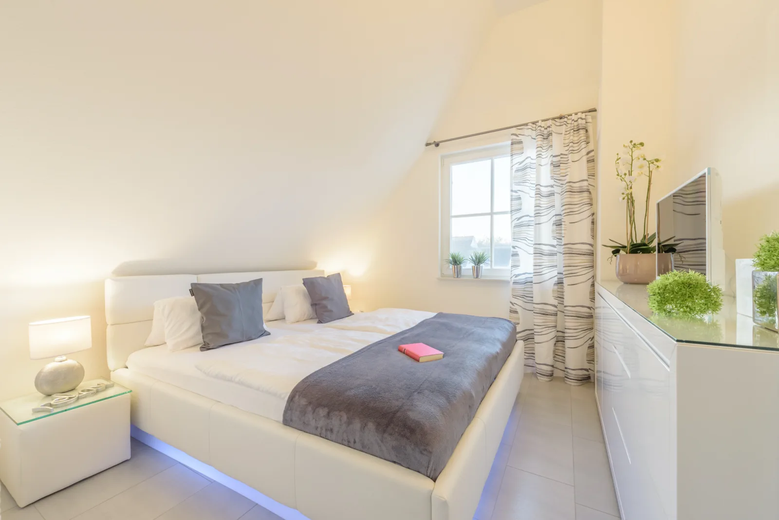 Traum Reethaus am Meer &ndash; mit Pool, Sauna & Yoga