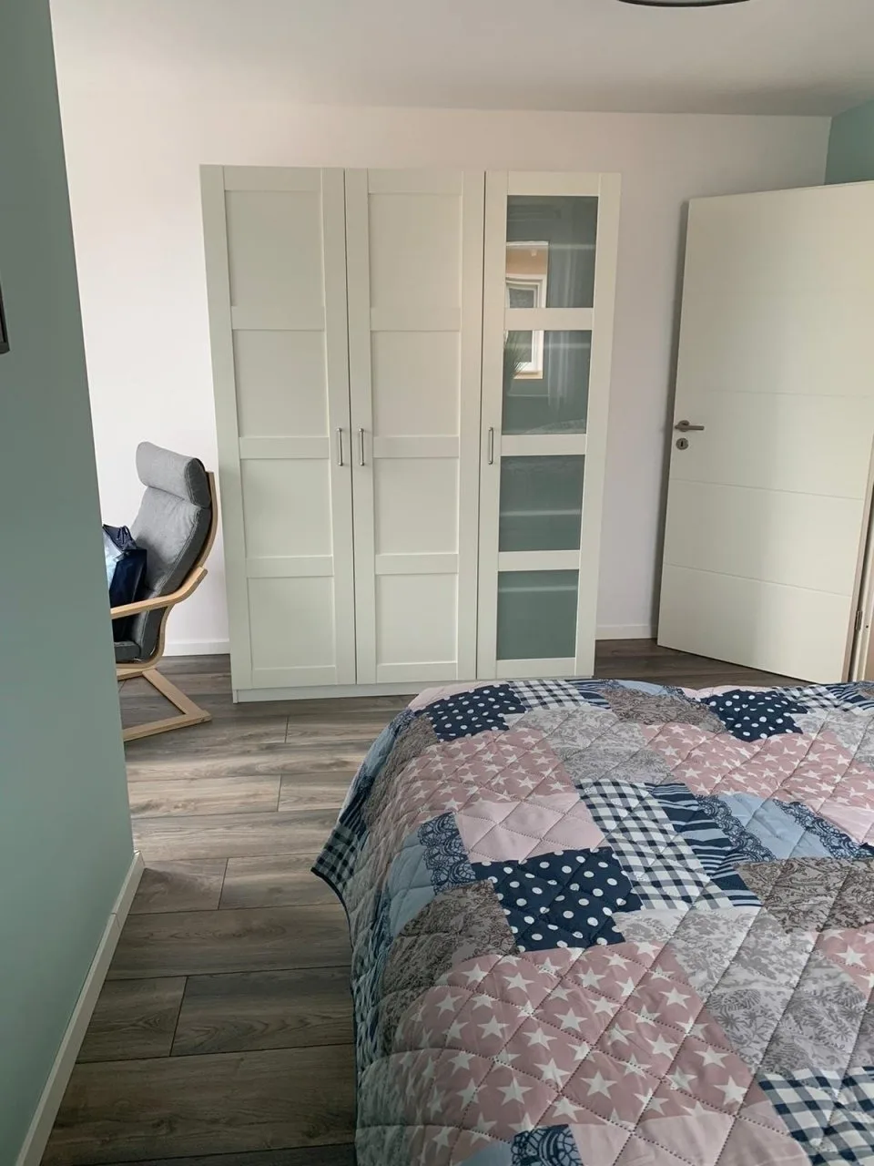 Linke Ferienwohnung im Ferienhaus  Seestern  in 06249 Mücheln
