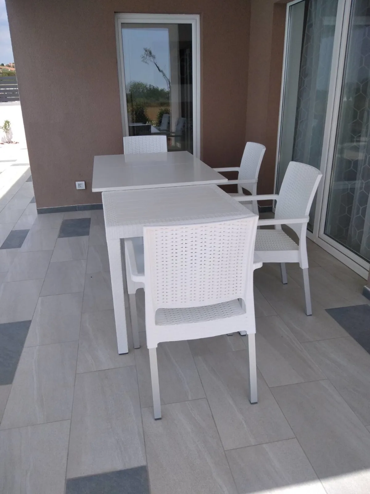 Villa Gusto 4*. Mit Pool und beheiztem Whirlpool