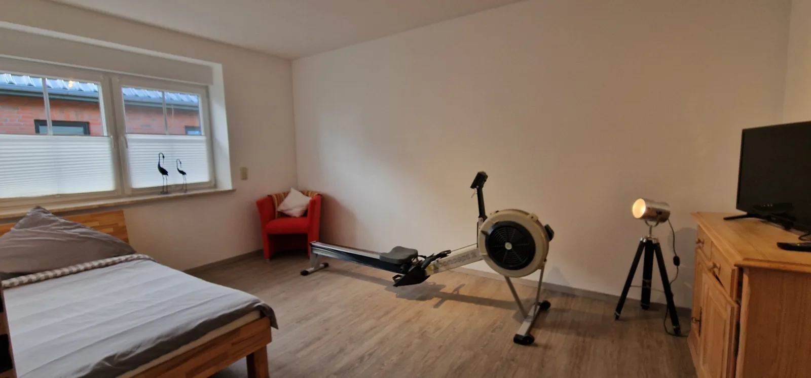Großes Ferienhaus in traumhafter Lage mit Seeblick. Erholung garantiert.