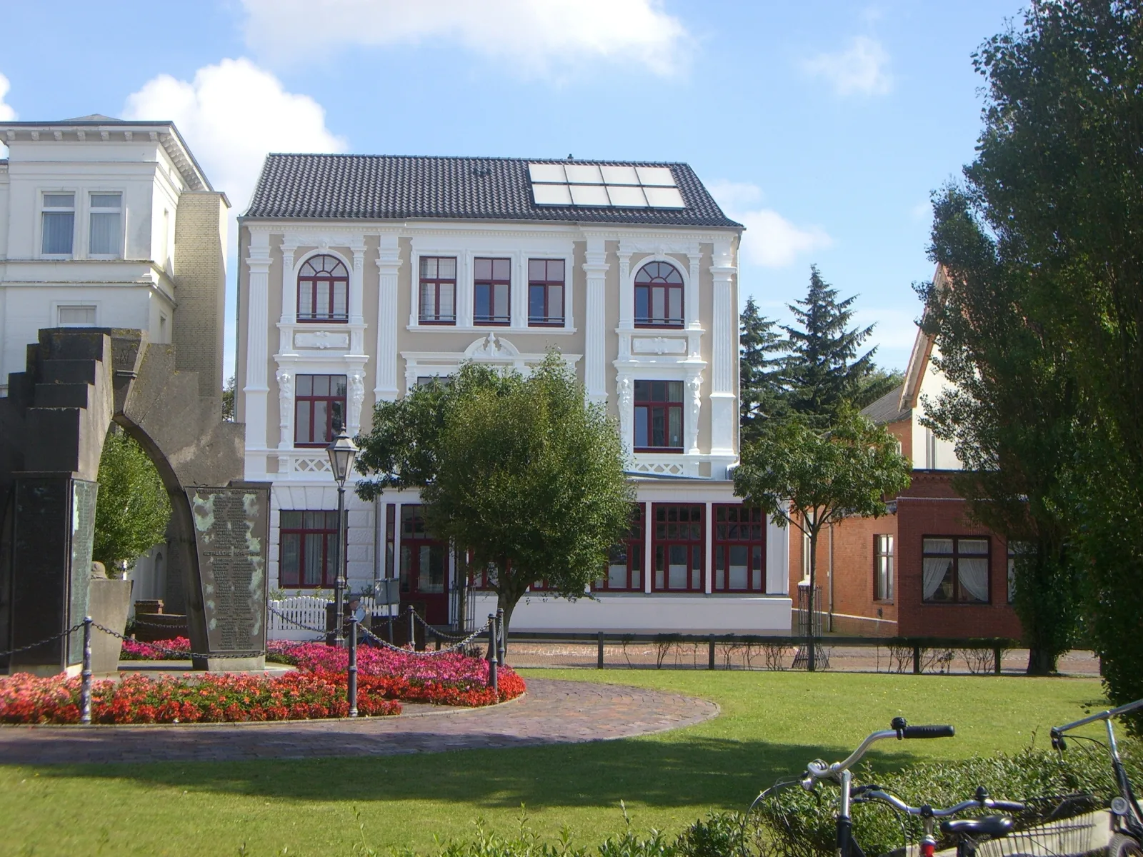 Luise in der Villa Neptun