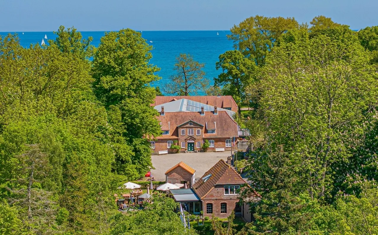 Gut Oehe Ferienwohnung mit Balkon