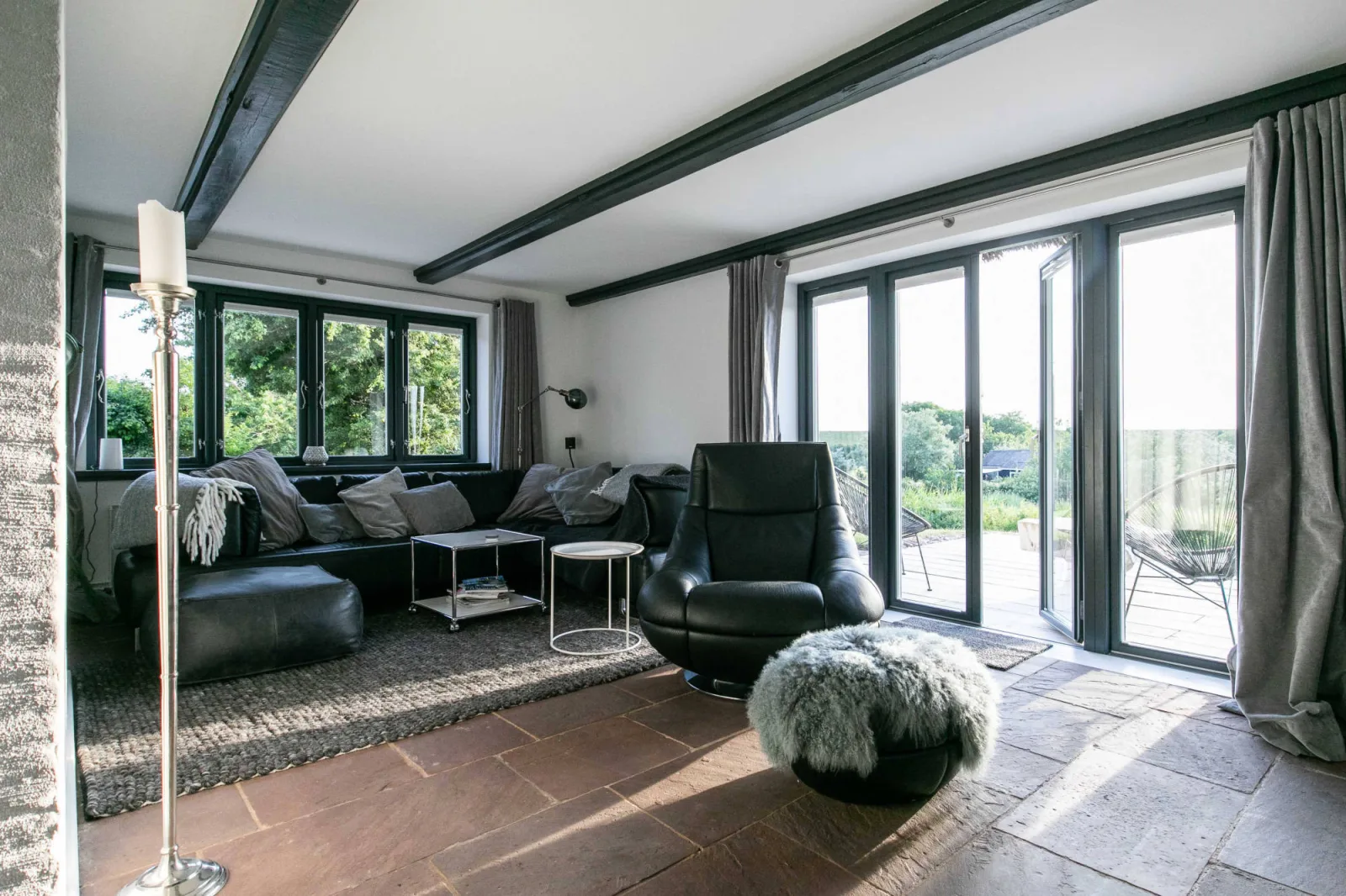 Luxuriöses Ferienhaus Room No. 1