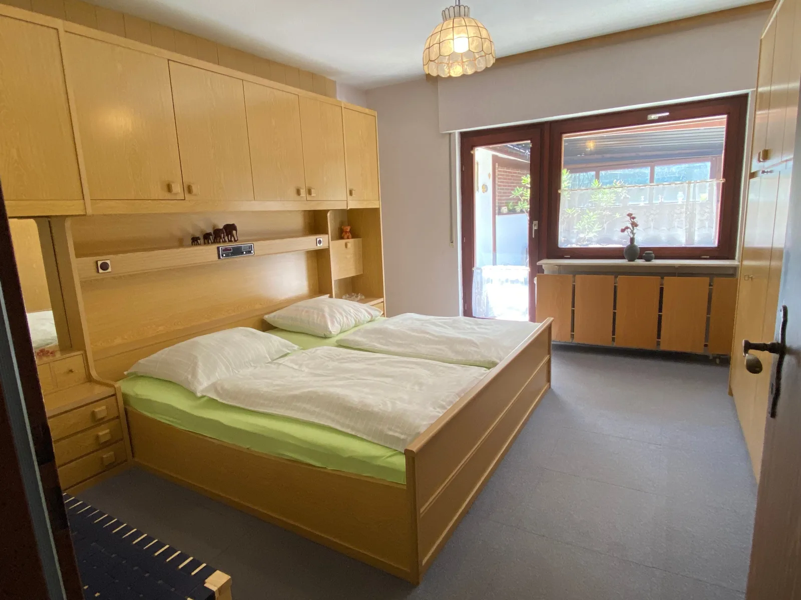 Ferienhaus im schönen Winzerdorf Kirschroth mit Sonnenterrasse und Wintergarten.