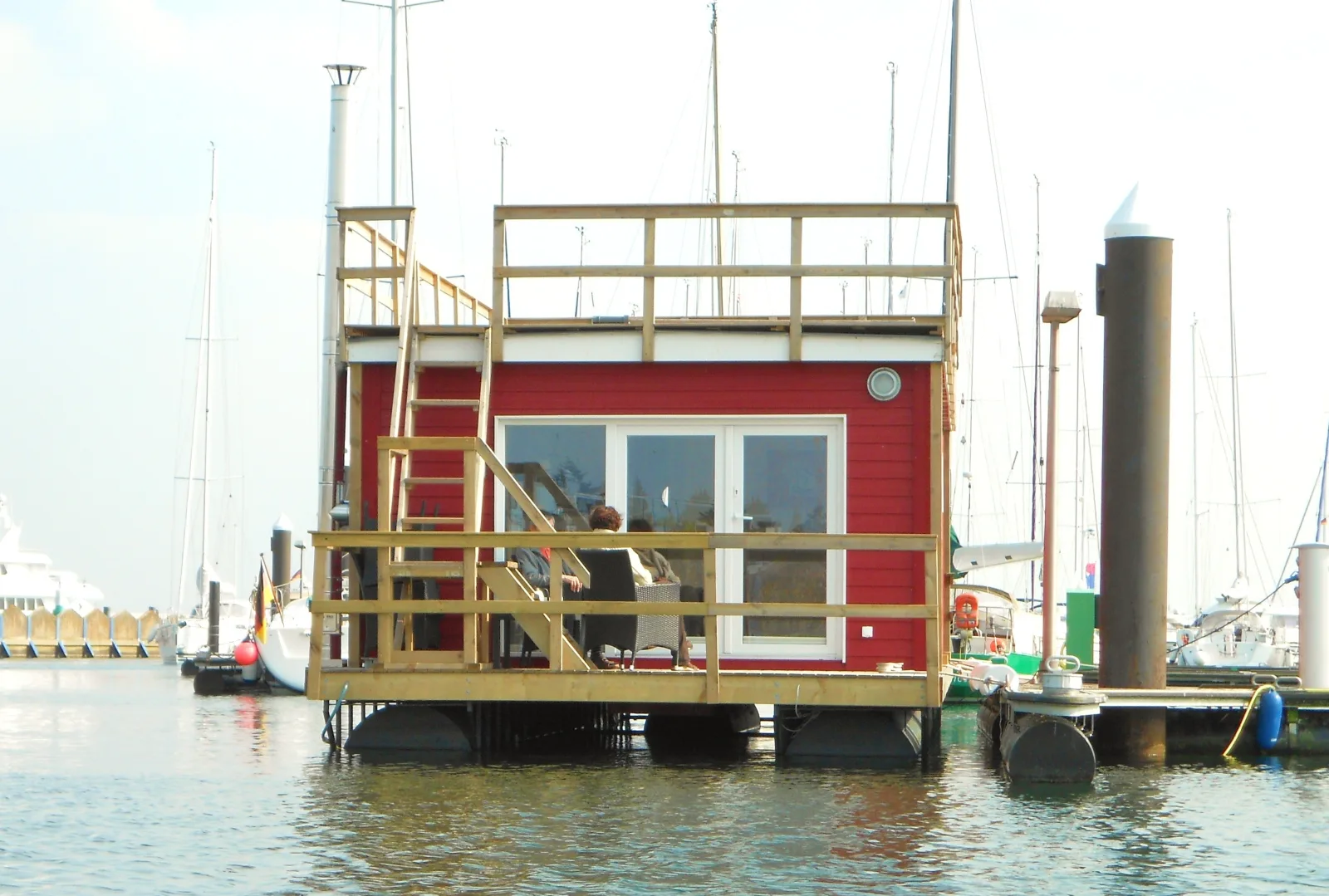 Hausboot Lotta, Dachterrasse u. Kaminofen in Neustadt i.H.