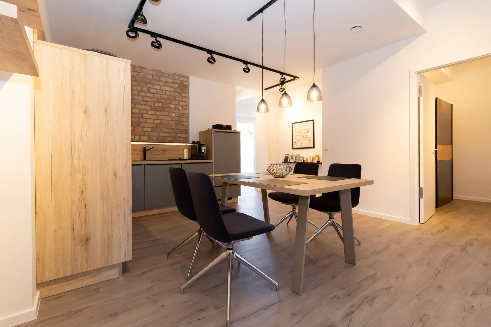Loris Studio