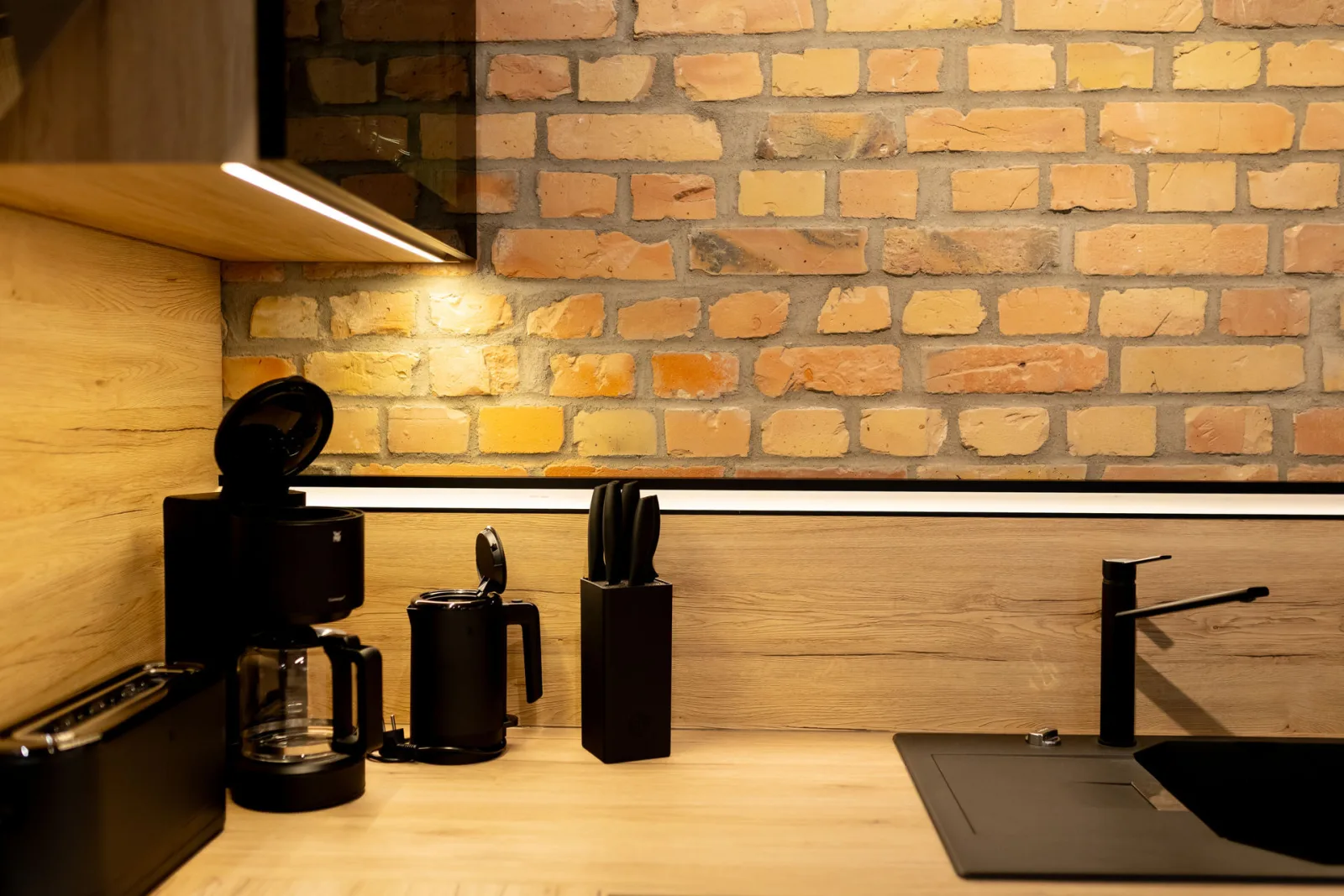 Loris Studio
