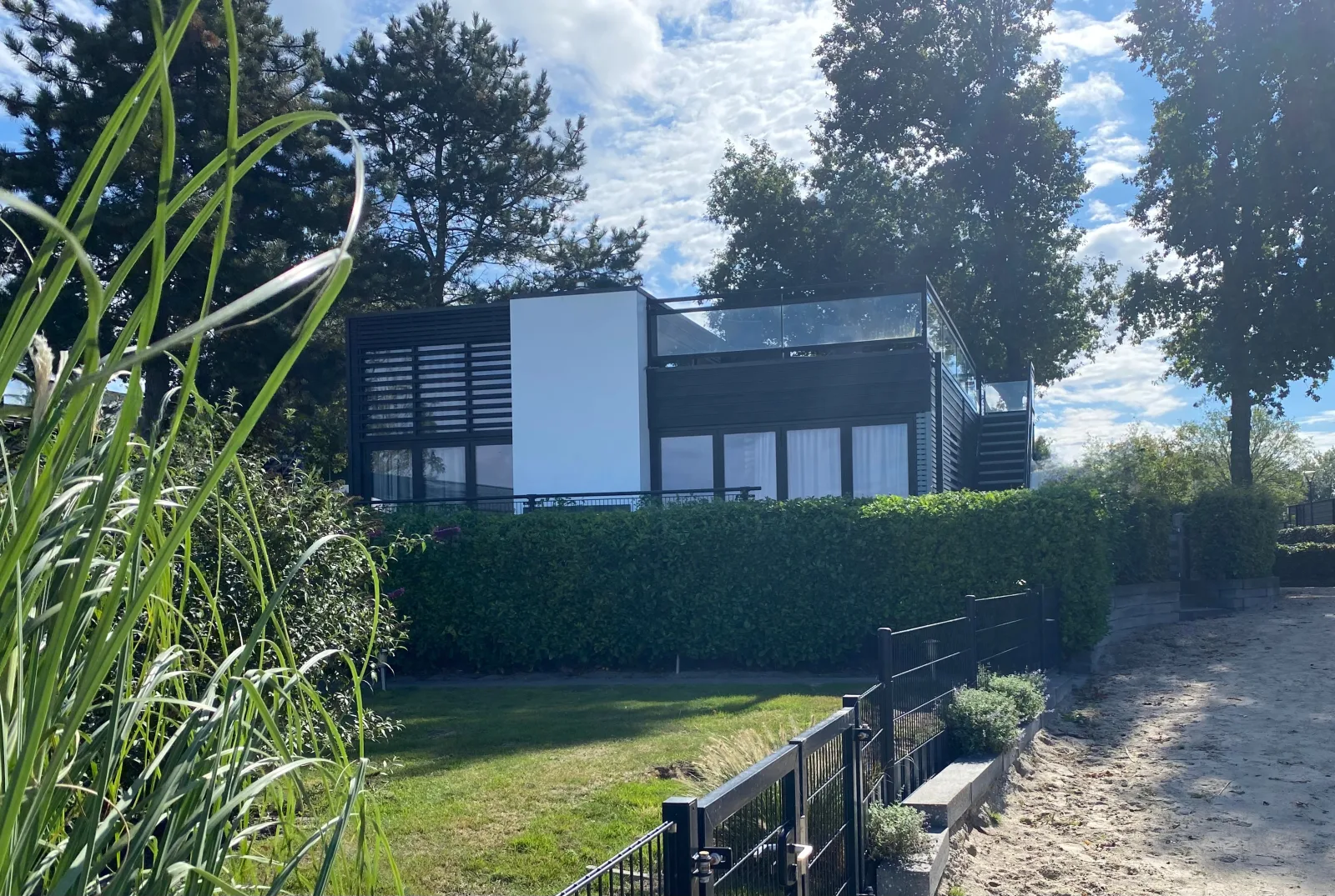 BEACH VILLA