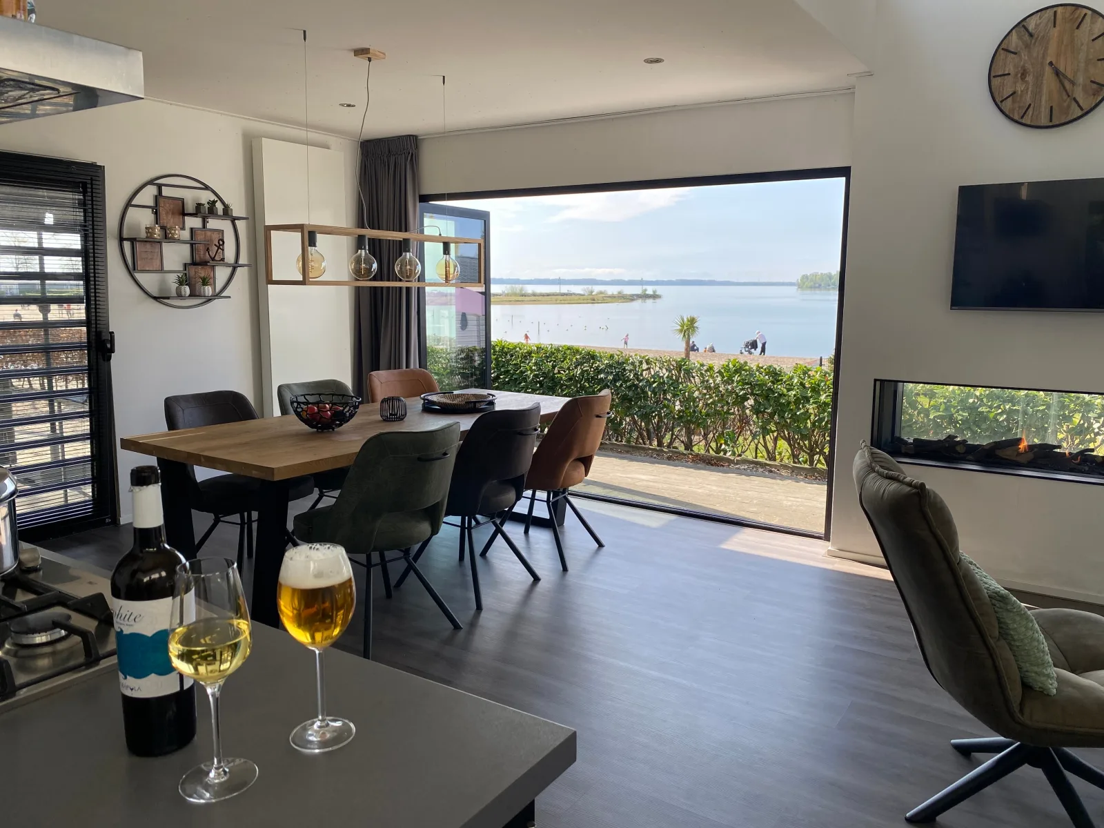 BEACH VILLA