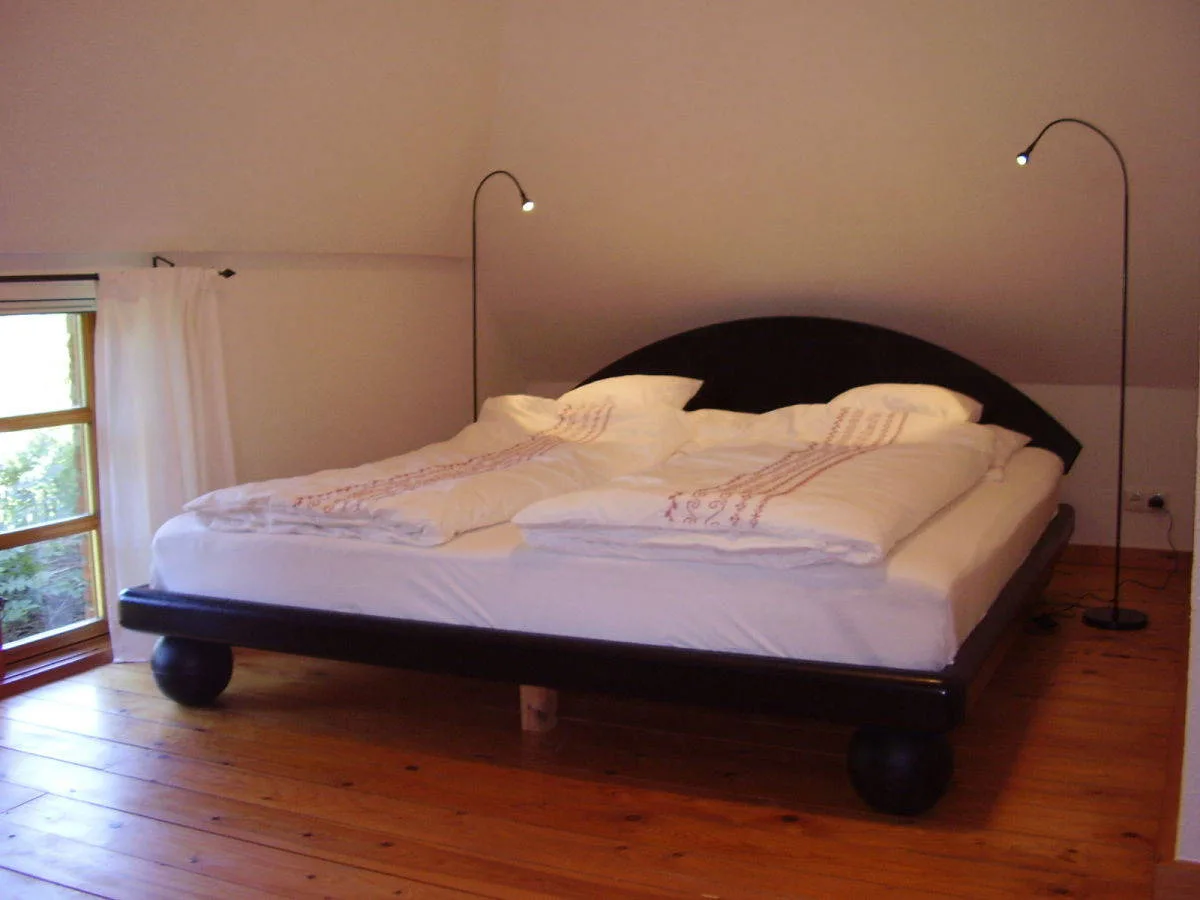 Luxuriöses Ferienhaus Room No. 7