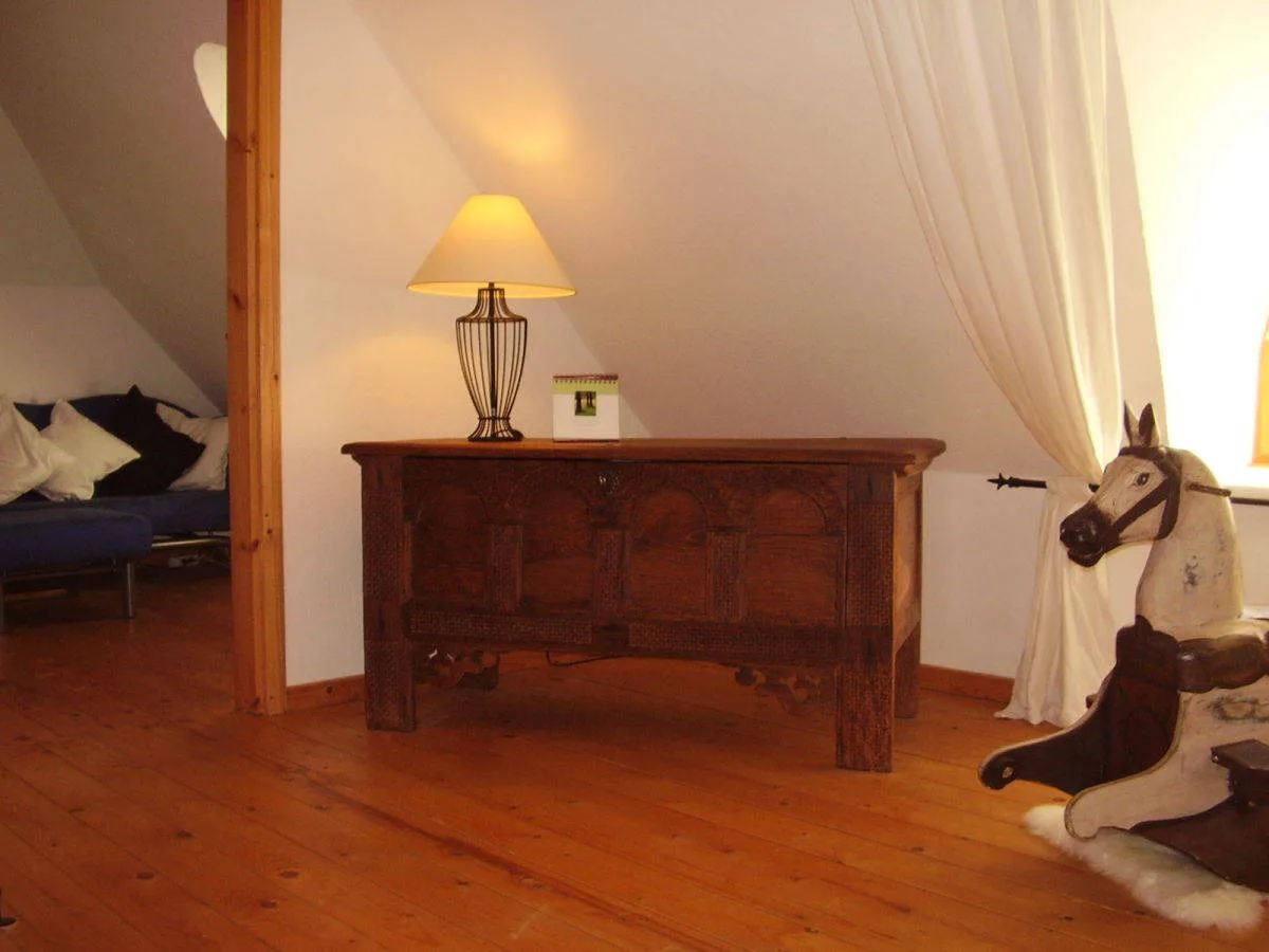 Luxuriöses Ferienhaus Room No. 7