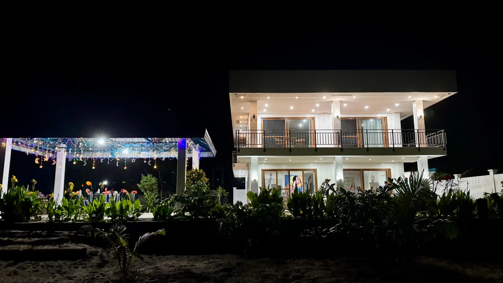Buddy's Beach House Studio 2