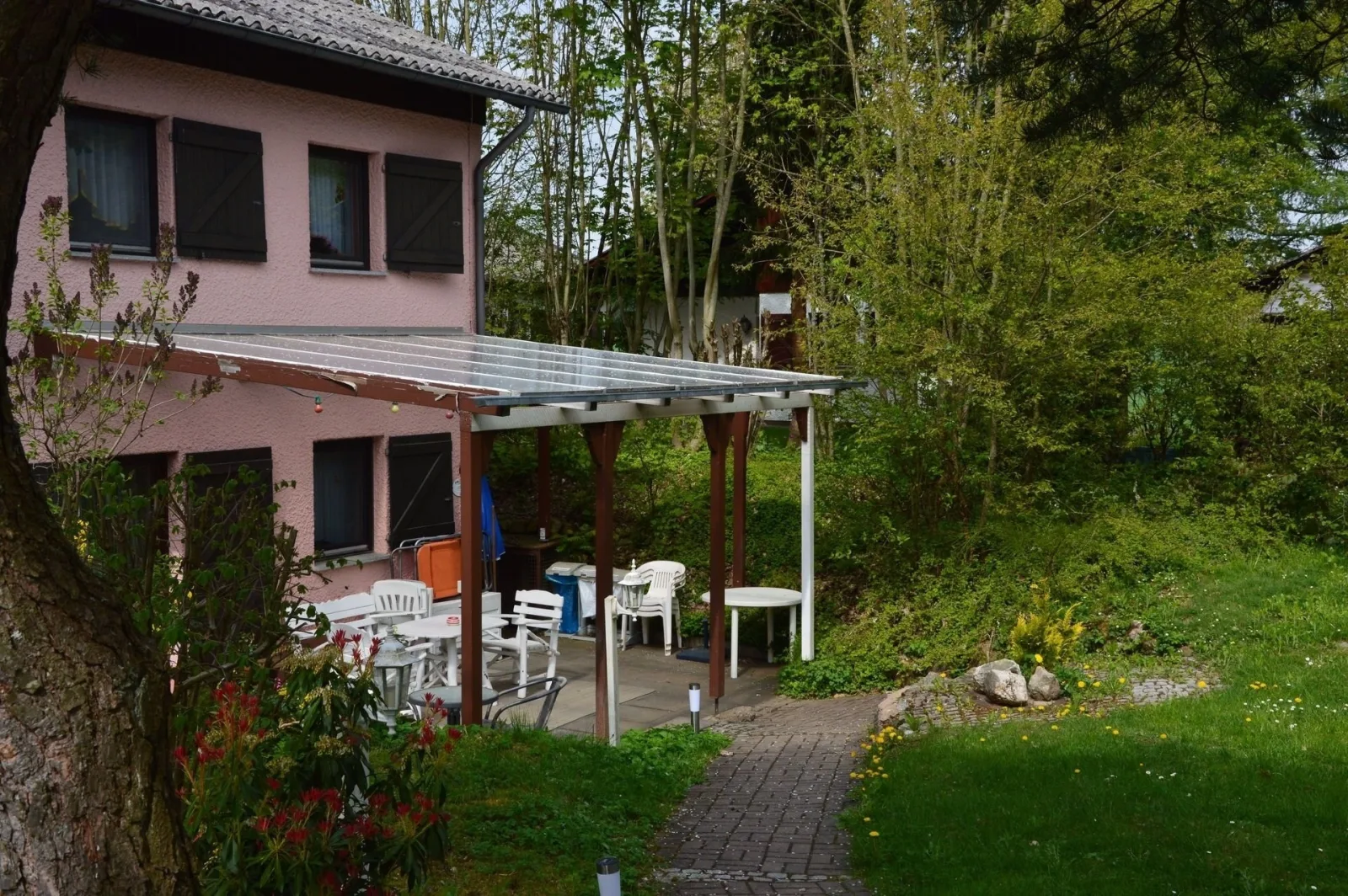 Haus Waldfrieden EG