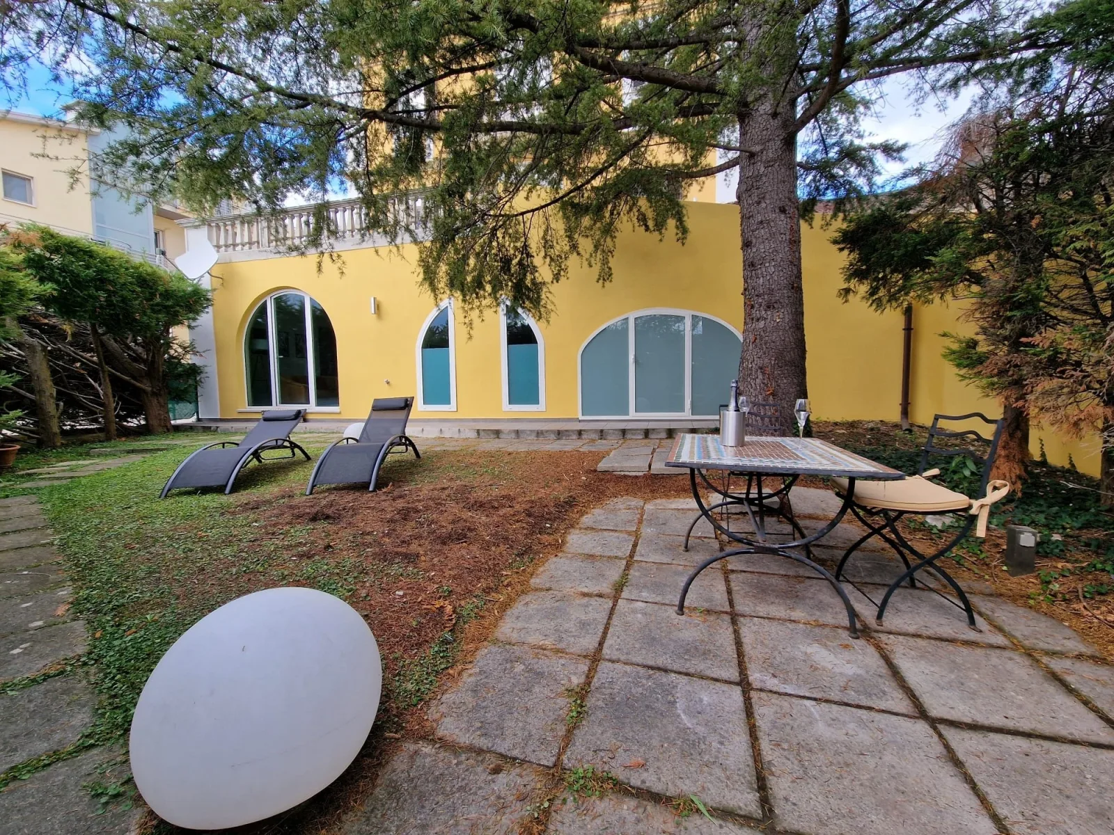 Villa Savini Garten Appartment
